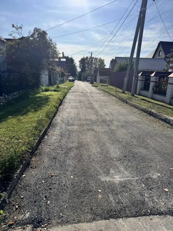 В округе Дмитрия Саурова завершены работы по ремонту дорожного покрытия на пути к школе № 56 В округе Дмитрия Саурова завершены работы по ремонту дорожного покрытия на пути к школе № 56