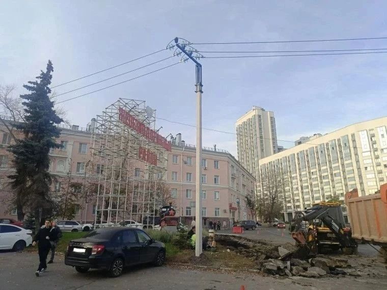 В Ульяновске расширили поворот с кольца III Интернационала на улицу Кирова В Ульяновске расширили поворот с кольца III Интернационала на улицу Кирова