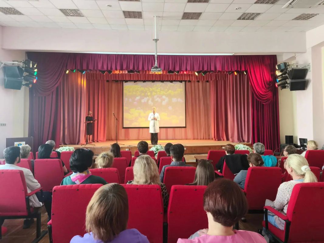 В ЦГКБ Ульяновска поздравили старшее поколение и приняли в коллектив молодых специалистов В ЦГКБ Ульяновска поздравили старшее поколение и приняли в коллектив молодых специалистов