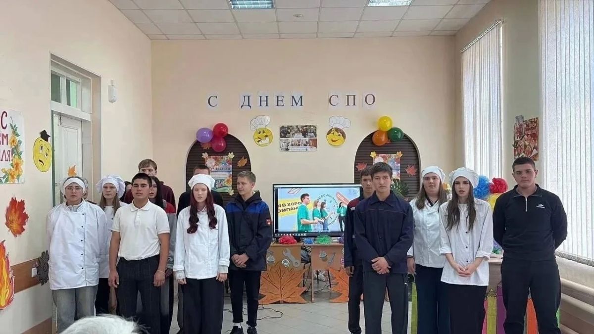 В День среднего профессионального образования в техникумах и колледжах Ульяновской области прошли тематические мероприятия В День среднего профессионального образования в техникумах и колледжах Ульяновской области прошли тематические мероприятия