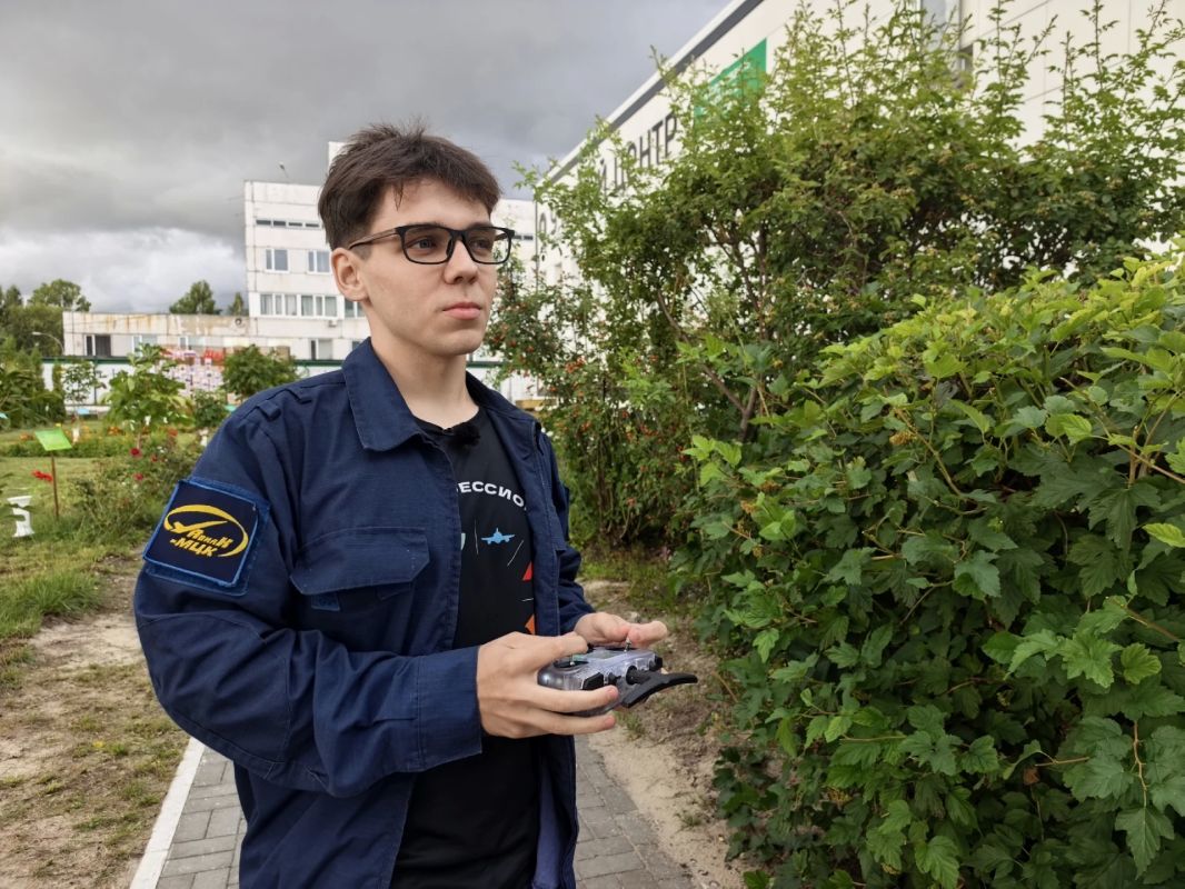Поздравление и.о. министра просвещения и воспитания Ульяновской области Натальи Семеновой с Днём среднего профессионального образования Поздравление и.о. министра просвещения и воспитания Ульяновской области Натальи Семеновой с Днём среднего профессионального образования