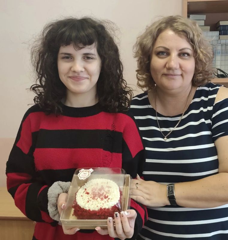 В преддверии Дня учителя мы запустили акцию «Самая тёплая записка учителю» и приглашали педагогов и их учеников поделиться трогательными историями В преддверии Дня учителя мы запустили акцию «Самая тёплая записка учителю» и приглашали педагогов и их учеников поделиться трогательными историями