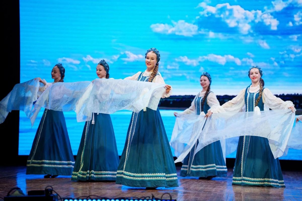 «Волга-реченька» в Гомеле: ульяновский ансамбль танца «Мозаика» выступил на ХII Международном фестивале хореографического искусства «Волга-реченька» в Гомеле: ульяновский ансамбль танца «Мозаика» выступил на ХII Международном фестивале хореографического искусства