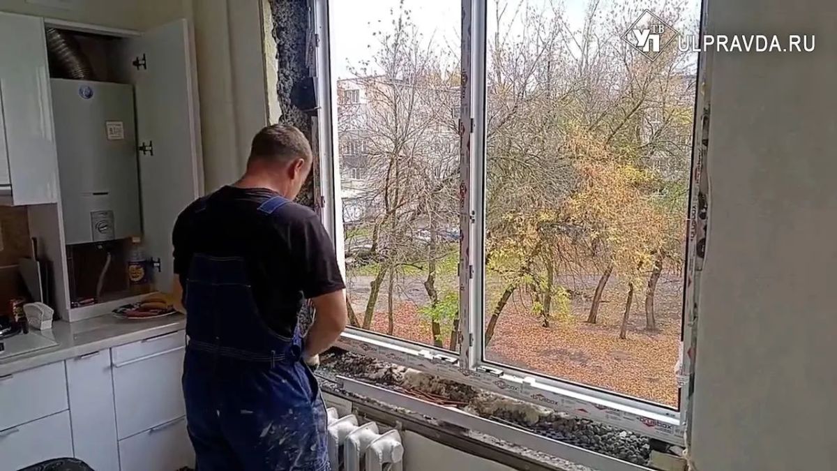 От замены окон до демонтажа повреждённых конструкций — строители спешат вернуть нормальную жизнь в пострадавшие от атак беспилотников дома