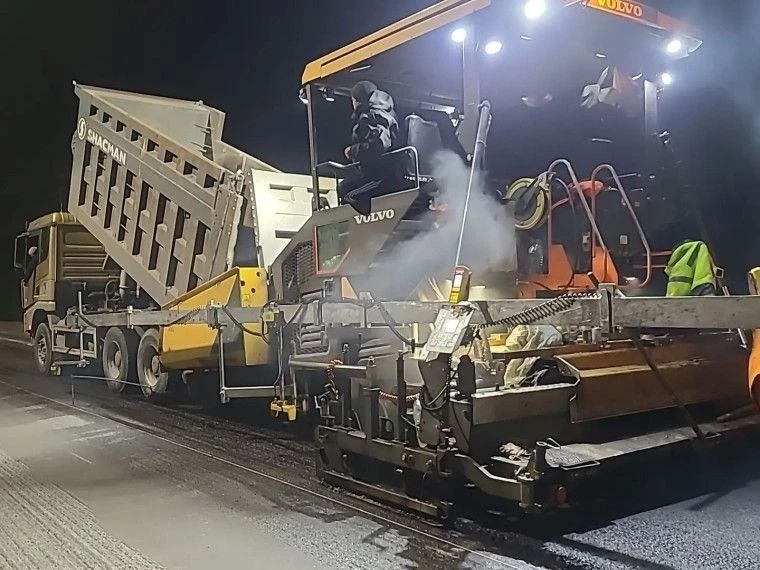 В Ульяновске началось асфальтирование спуска на Сельдинском шоссе