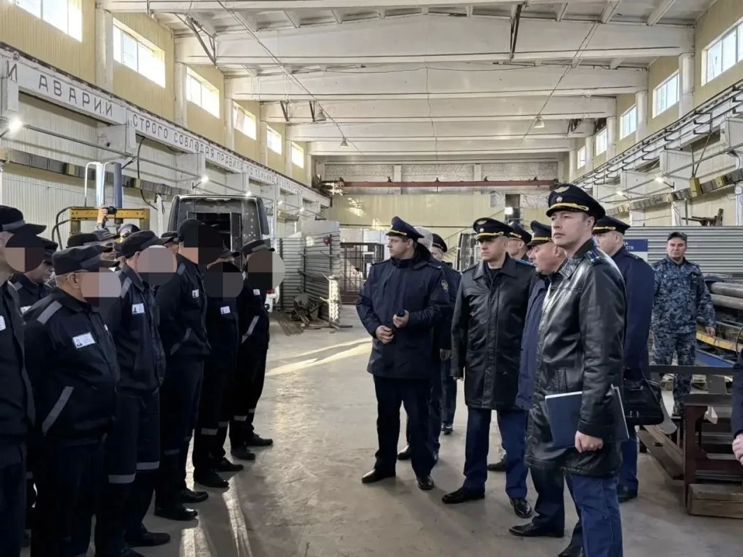 Заместитель прокурора Ульяновской области Максим Гришин провел проверку соблюдения уголовно-исполнительного законодательства в ФКУ «Исправительная колония № 2» УФСИН России по Ульяновской области Заместитель прокурора Ульяновской области Максим Гришин провел проверку соблюдения уголовно-исполнительного законодательства в ФКУ «Исправительная колония № 2» УФСИН России по Ульяновской области