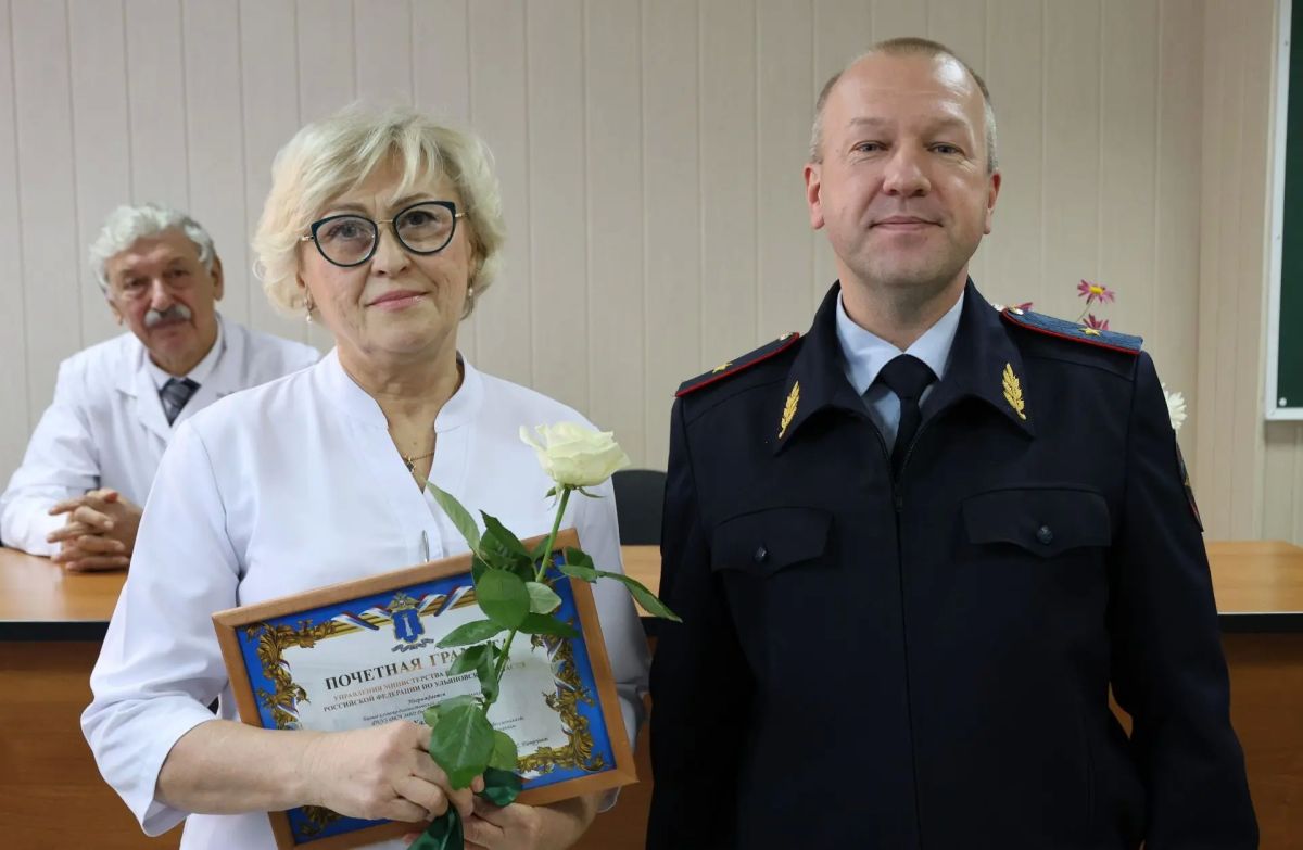 Врио начальника регионального УМВД генерал-майор полиции Дмитрий Петрунин поздравил коллектив медицинской службы ведомства с профессиональным праздником Врио начальника регионального УМВД генерал-майор полиции Дмитрий Петрунин поздравил коллектив медицинской службы ведомства с профессиональным праздником