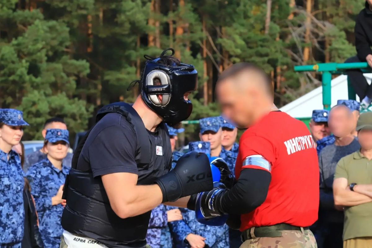 Боец ульяновского отдела специального назначения «Шквал» стал обладателем Крапового берета Боец ульяновского отдела специального назначения «Шквал» стал обладателем Крапового берета