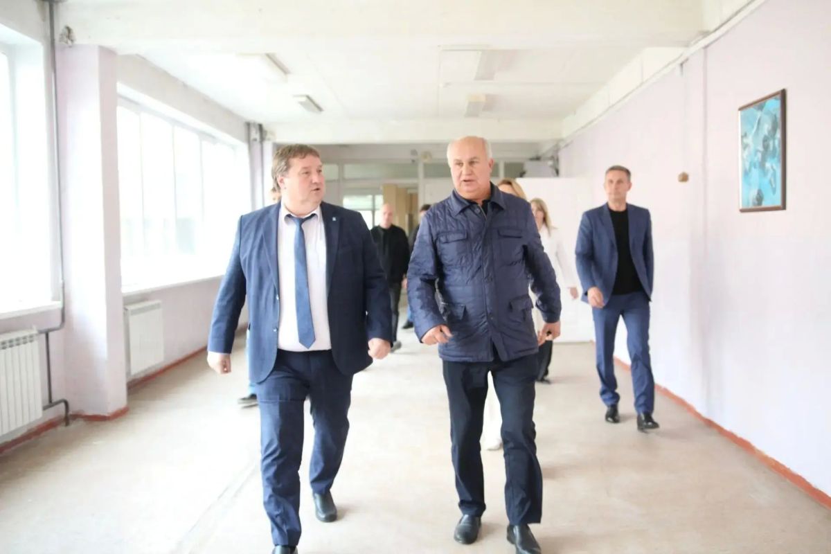 Александр Болдакин: Проверил ход ремонта зданий образовательных учреждений по нацпроекту «Молодёжь и дети» в Заволжском районе Александр Болдакин: Проверил ход ремонта зданий образовательных учреждений по нацпроекту «Молодёжь и дети» в Заволжском районе