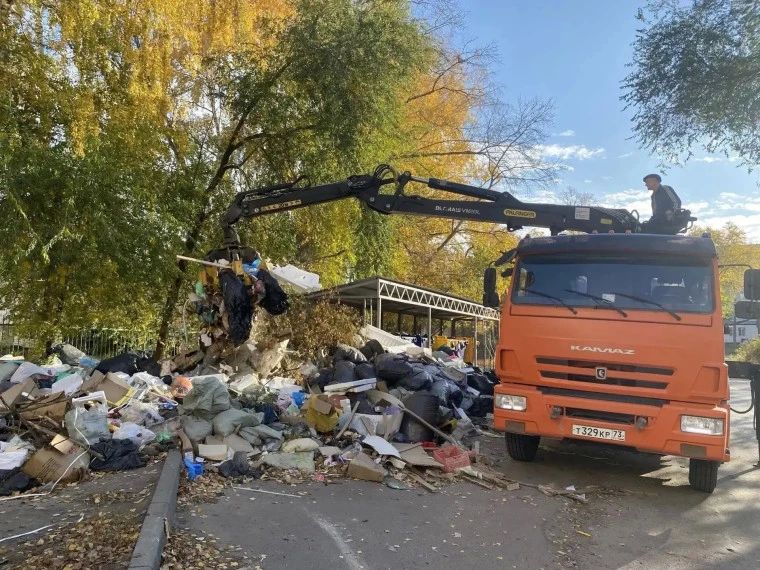 На уборку улиц Ульяновска вышли более трех тысяч человек