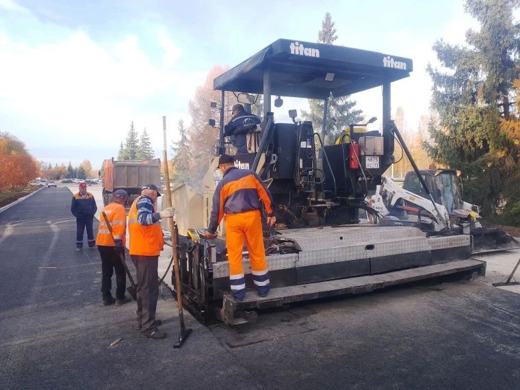 Парковку у завода «Авиастар» доделают к концу недели