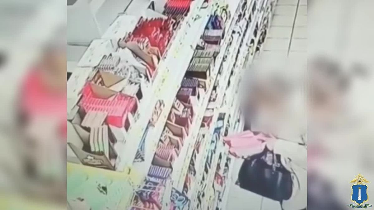 Ульяновские полицейские задержали подозреваемую в краже более 140 плиток шоколада