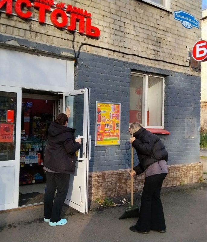 В Засвияжском районе проходит Санитарная пятница В Засвияжском районе проходит Санитарная пятница