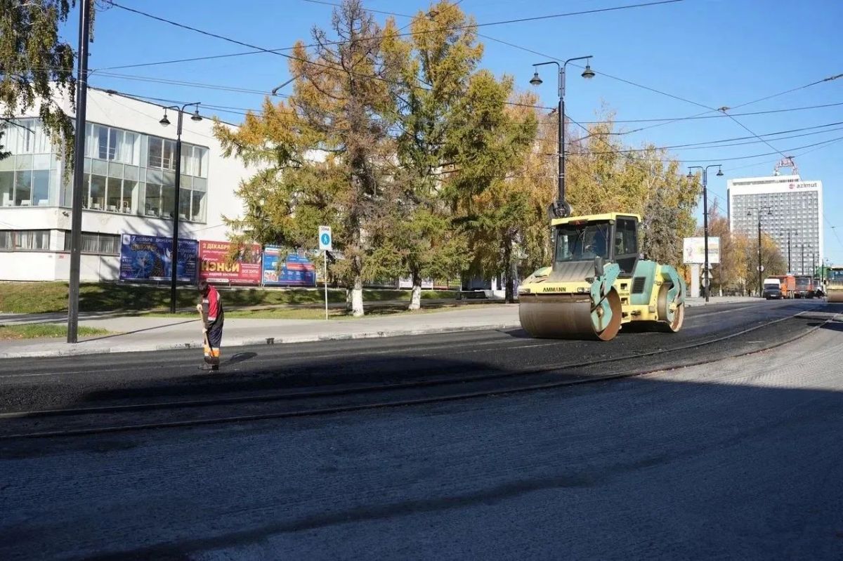 На улице Спасской завершили асфальтирование поворотных участков и примыканий к улицам Ленина, Радищева и бульвару Пластова