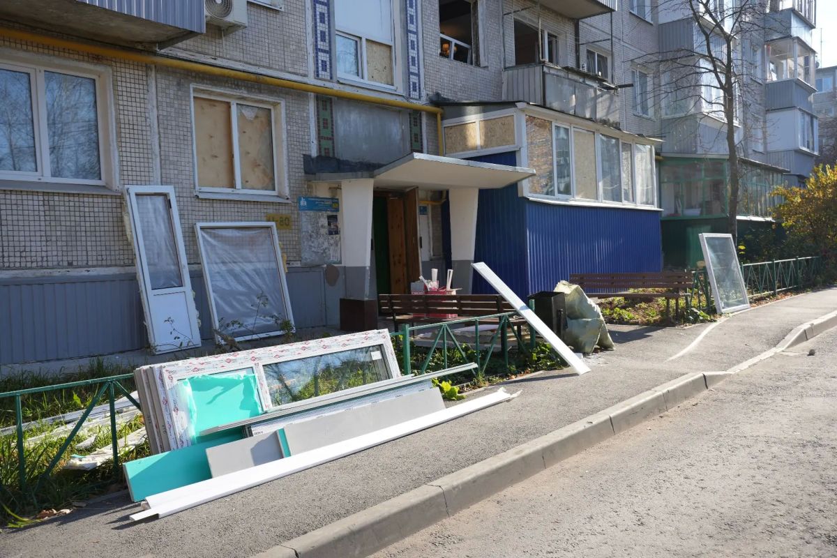 В повреждённых от атаки беспилотников домах Ульяновска восстановили и заменили 344 окна