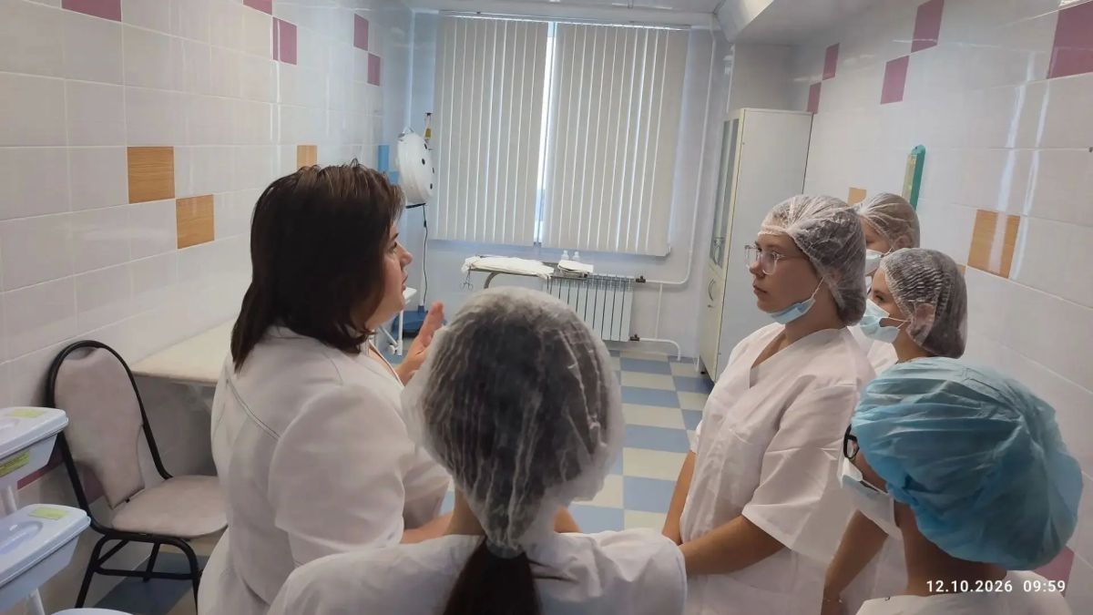 В городской клинической больницы им святого апостола Андрея Первозванного прошла экскурсия для школьников В городской клинической больницы им святого апостола Андрея Первозванного прошла экскурсия для школьников