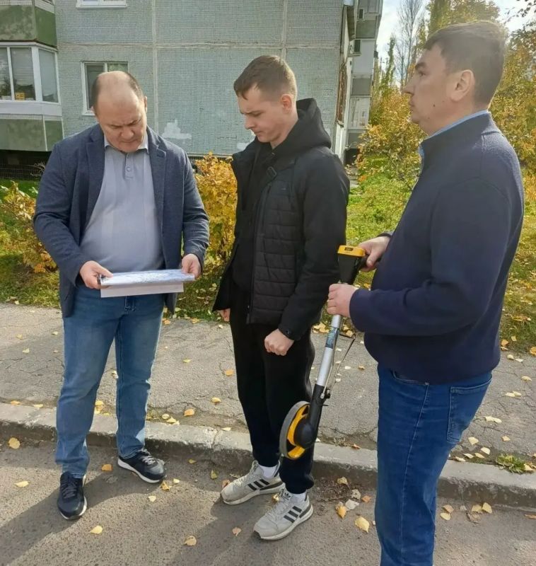 На бульваре Киевском, 8 выполнено благоустройство дворовой территории На бульваре Киевском, 8 выполнено благоустройство дворовой территории
