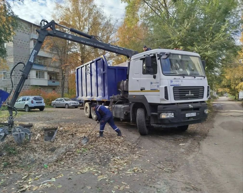 По требованию прокуратуры Засвияжского района г. Ульяновска ликвидирована свалка мусора возле многоквартирного дома По требованию прокуратуры Засвияжского района г. Ульяновска ликвидирована свалка мусора возле многоквартирного дома