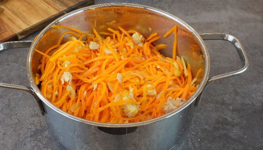 Салат из моркови: простой рецепт, который завоевывает сердца