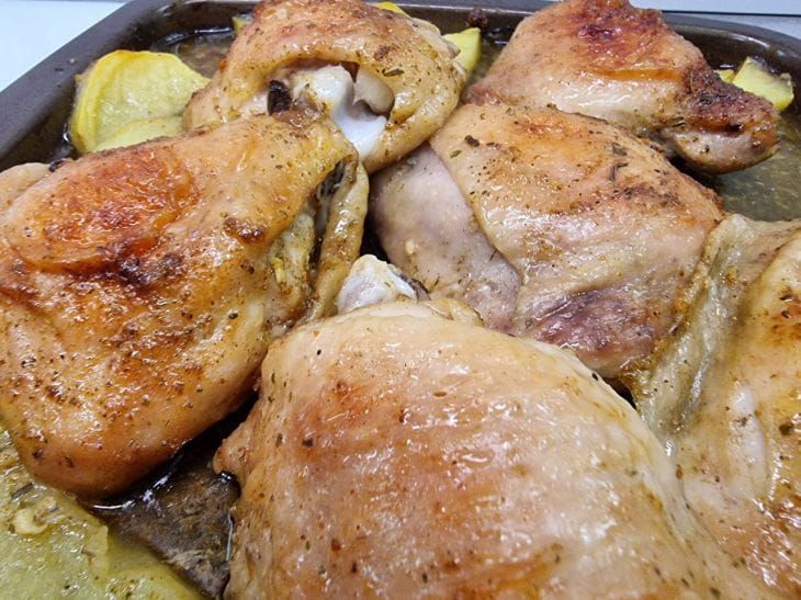 Секрет идеальной хрустящей курицы: выбросьте панировку, она вам не нужна