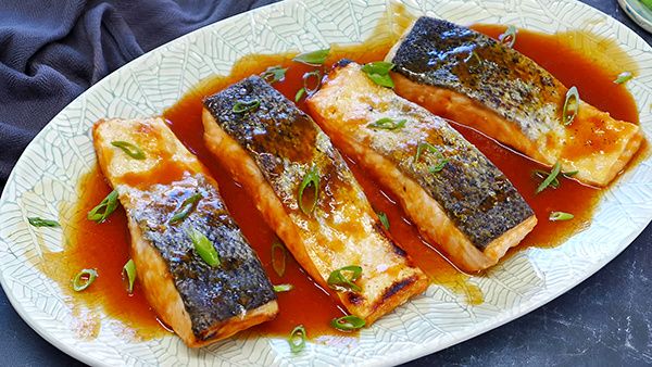 Искусство приготовления лосося в кисло-сладком соусе: советы для идеального результата