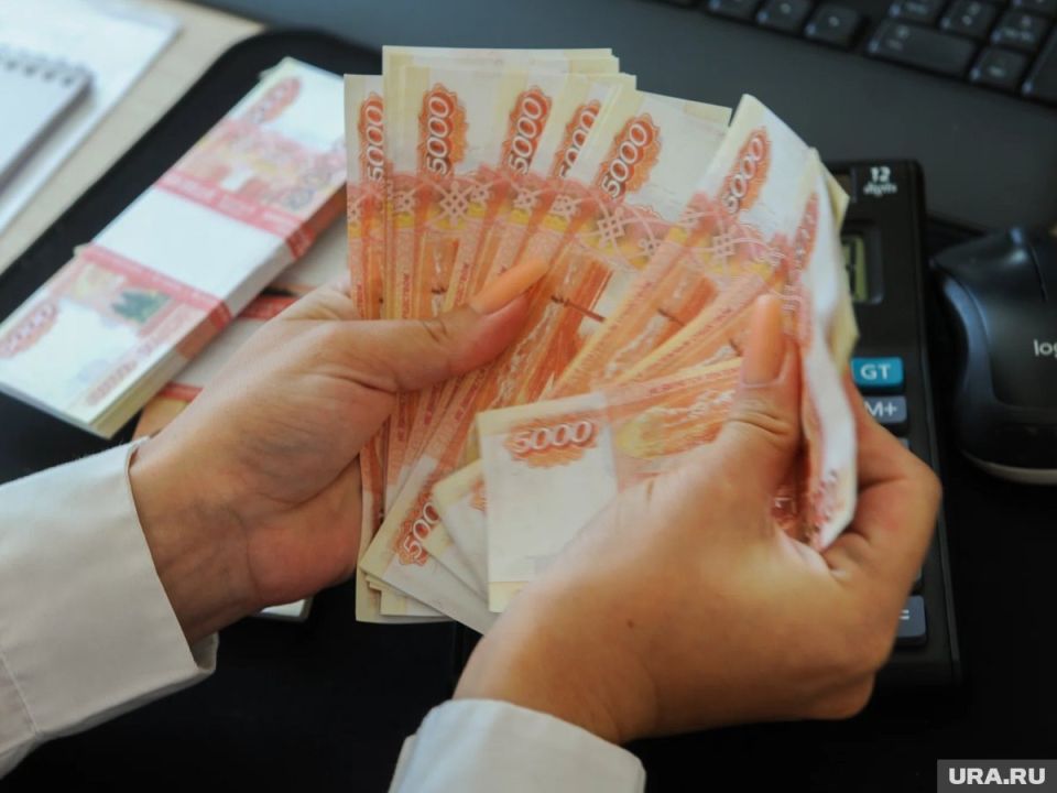 Упрощение получения единого пособия для семей с детьми в России